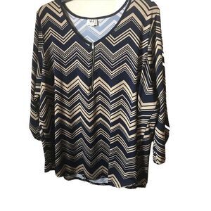 Espresso Plus Woman's Black & Beige Zig Zag‎ Front Zipper Blouse Size 3X